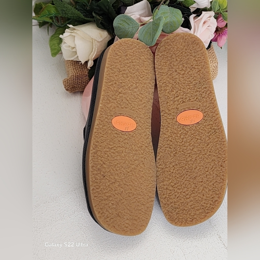 Black Leather Women's Slide Sandals - Picture 4 of 6
